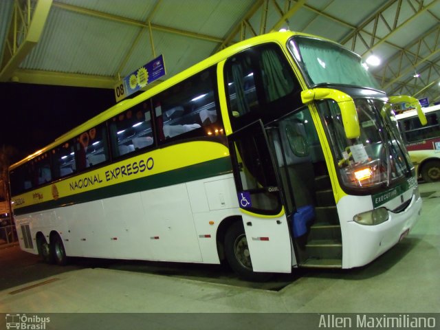 Nacional Expresso 32304 na cidade de Uberaba, Minas Gerais, Brasil, por Allen Maximiliano. Número da foto: #2492730.