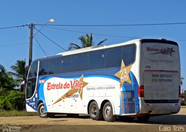 Estrela do Vale Turismo 5700 na cidade de Nova Viçosa, Bahia, Brasil, por Caio Trés. Número da foto: #2496195.