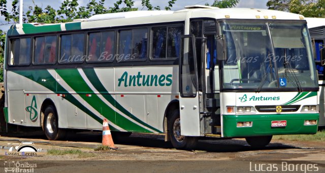 Antunes 6427 na cidade de Araxá, Minas Gerais, Brasil, por Lucas Borges . Número da foto: #2498698.