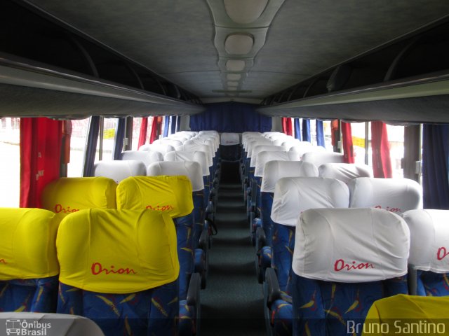 Turismo e Fretamento Orion Transportes 2404 na cidade de Taboão da Serra, São Paulo, Brasil, por Bruno Santino. Número da foto: #2500931.
