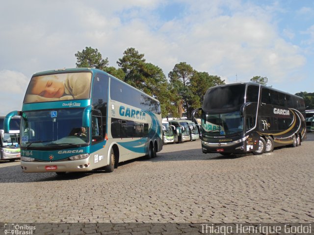 Viação Garcia 7184 na cidade de Curitiba, Paraná, Brasil, por Thiago Henrique Godoi. Número da foto: #2503069.