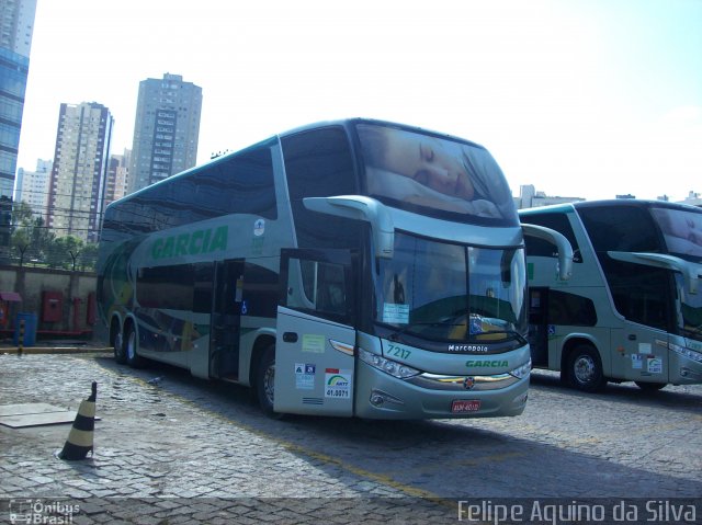 Viação Garcia 7217 na cidade de Curitiba, Paraná, Brasil, por Felipe Aquino da Silva. Número da foto: #2502959.