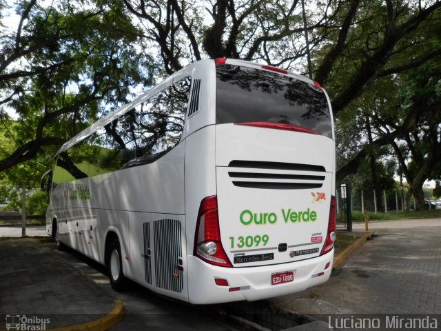 Auto Viação Ouro Verde 13099 na cidade de São Paulo, São Paulo, Brasil, por Luciano Miranda. Número da foto: #2505528.