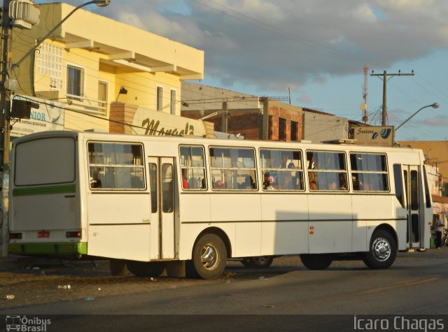 Ônibus Particulares 1551 na cidade de Santa Bárbara, Bahia, Brasil, por Ícaro Chagas. Número da foto: #2505003.