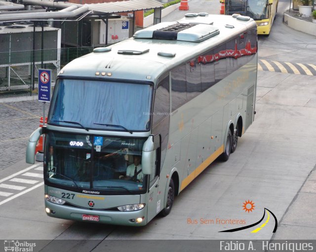 Viação Itapemirim 227 na cidade de Rio de Janeiro, Rio de Janeiro, Brasil, por Fábio A.  Henriques. ID da foto: 2505553.