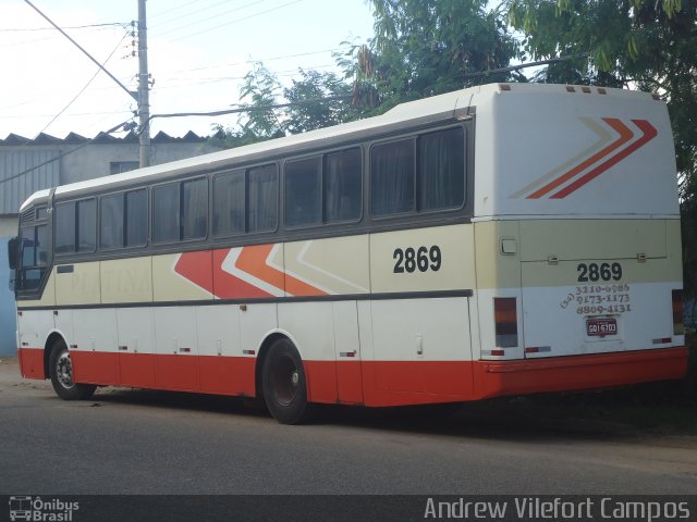 Ônibus Particulares 2869 na cidade de Pirapora, Minas Gerais, Brasil, por Andrew Campos. Número da foto: #2505285.