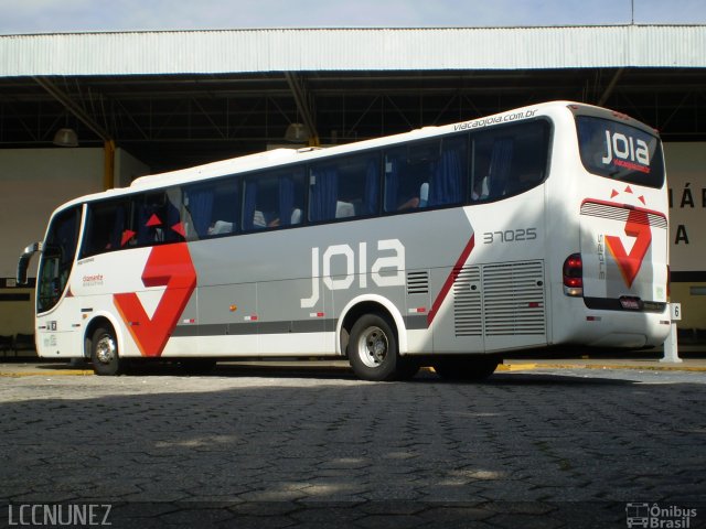 Viação Jóia > Expresso Jóia 37025 na cidade de Itapetininga, São Paulo, Brasil, por Luis Nunez. Número da foto: #2509311.