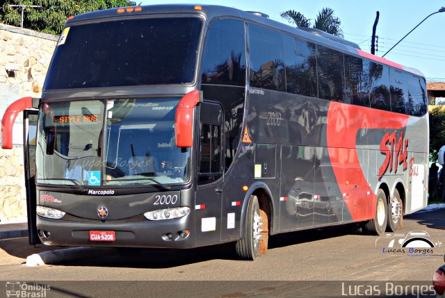 Style Bus 2000 na cidade de Araxá, Minas Gerais, Brasil, por Lucas Borges . Número da foto: #2460312.