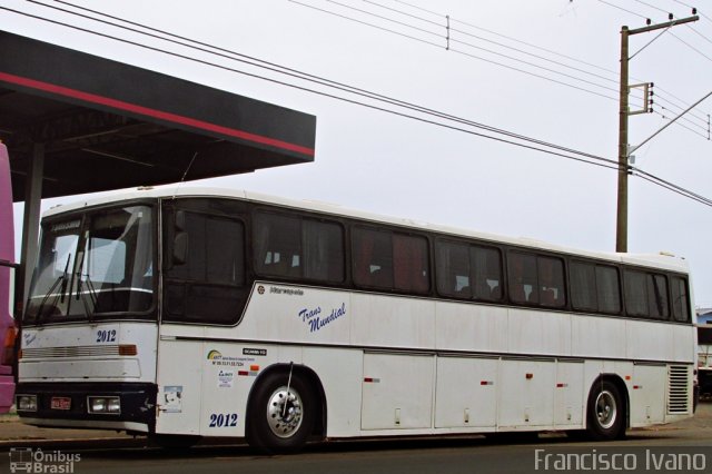 Ônibus Particulares 2012 na cidade de Assis, São Paulo, Brasil, por Francisco Ivano. Número da foto: #2510273.