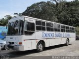 Ônibus Particulares Comunidade Evangélica de Alcântara na cidade de Petrópolis, Rio de Janeiro, Brasil, por Rafael da Silva Xarão. ID da foto: :id.