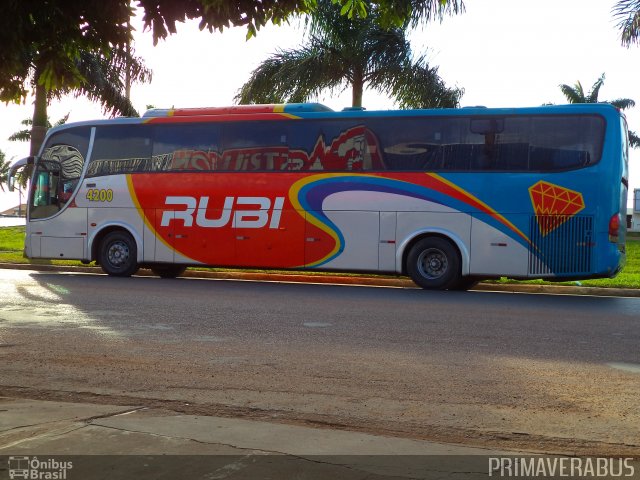 Expresso Rubi 4200 na cidade de Primavera do Leste, Mato Grosso, Brasil, por Alexandre Rodrigo. Número da foto: #2526261.