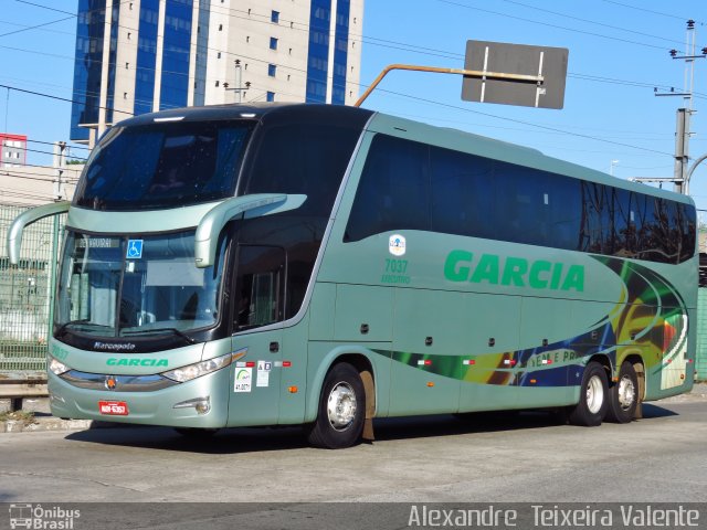 Viação Garcia 7037 na cidade de São Paulo, São Paulo, Brasil, por Alexandre  Teixeira Valente. Número da foto: #2531430.