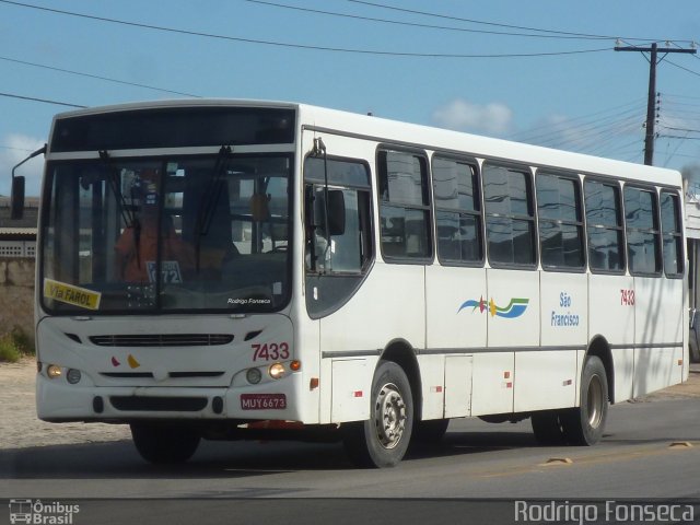 Empresa São Francisco 7433 na cidade de Maceió, Alagoas, Brasil, por Rodrigo Fonseca. Número da foto: #2537432.