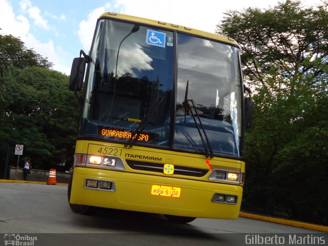 Viação Itapemirim 45221 na cidade de São Paulo, São Paulo, Brasil, por Gilberto Martins. ID da foto: 2537637.