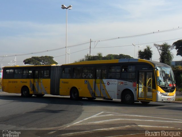 Auto Viação Ouro Verde OV-123013 na cidade de Americana, São Paulo, Brasil, por Ruan Roque. Número da foto: #2539473.