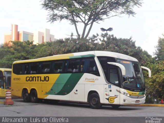 Empresa Gontijo de Transportes 18390 na cidade de São Paulo, São Paulo, Brasil, por Alexandre  Luis de Oliveira. Número da foto: #2540397.