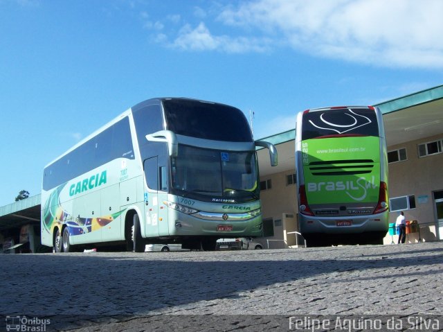 Viação Garcia 7007 na cidade de Curitiba, Paraná, Brasil, por Felipe Aquino da Silva. ID da foto: 2512792.