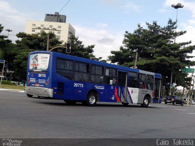 Auto Viação Urubupungá 20.773 na cidade de São Paulo, São Paulo, Brasil, por Caio  Takeda. ID da foto: 2512366.