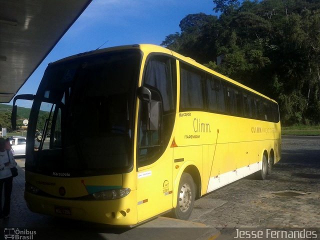 Viação Itapemirim 8831 na cidade de Manhuaçu, Minas Gerais, Brasil, por Jessé Fernandes. Número da foto: #2547228.