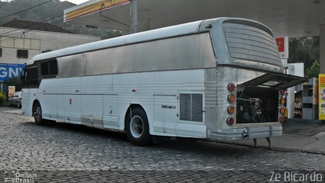 Ônibus Particulares BWE9019 na cidade de Petrópolis, Rio de Janeiro, Brasil, por Zé Ricardo Reis. Número da foto: #2548222.
