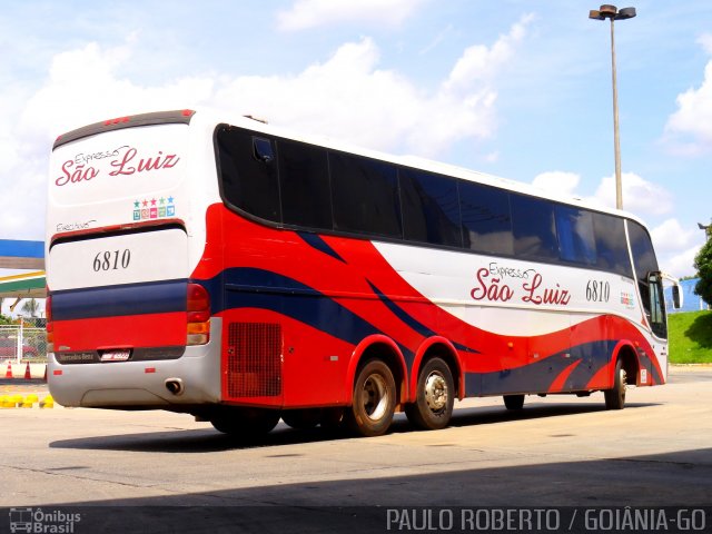 Expresso São Luiz 6810 na cidade de Goiânia, Goiás, Brasil, por Paulo Roberto de Morais Amorim. Número da foto: #2548785.
