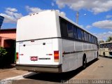 Ônibus Particulares JJD-2967 na cidade de Trindade, Goiás, Brasil, por Paulo Roberto de Morais Amorim. Número da foto: #:id.