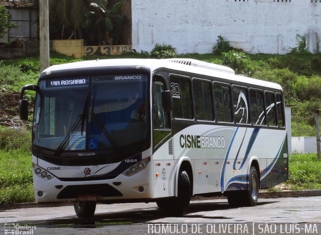 Cisne Branco Turismo 1254 na cidade de São Luís, Maranhão, Brasil, por Romulo de Oliveira Clementino. Número da foto: #2552669.