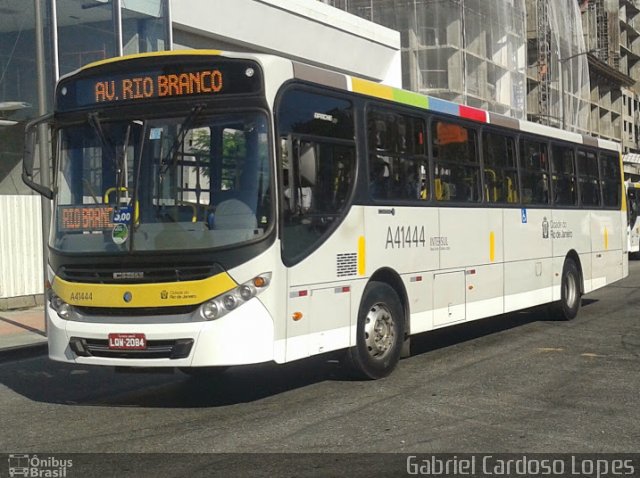 Real Auto Ônibus A41444 na cidade de Rio de Janeiro, Rio de Janeiro, Brasil, por Gabriel Cardoso Lopes. Número da foto: #2552248.