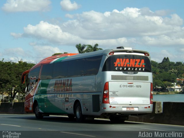 Avanza Corriere 2122 na cidade de Belo Horizonte, Minas Gerais, Brasil, por Adão Raimundo Marcelino. Número da foto: #2554384.