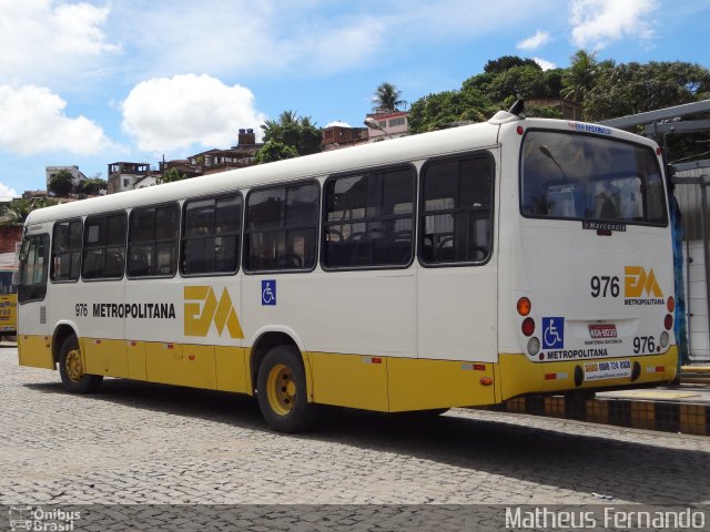 Empresa Metropolitana 976 na cidade de Jaboatão dos Guararapes, Pernambuco, Brasil, por Matheus Fernando. Número da foto: #2553533.