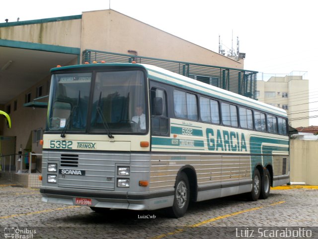 Viação Garcia 5392 na cidade de Curitiba, Paraná, Brasil, por Luiz Scarabotto . Número da foto: #2555325.