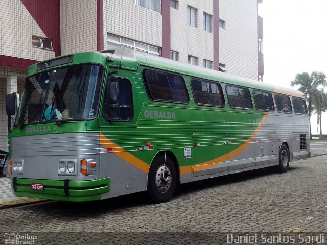 Geralda Tur 7373 na cidade de Praia Grande, São Paulo, Brasil, por Daniel Santos Sardi. Número da foto: #2555999.