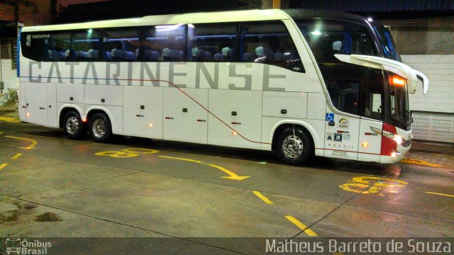 Auto Viação Catarinense 3200 na cidade de São Paulo, São Paulo, Brasil, por Matheus Barreto de Souza. Número da foto: #2557477.