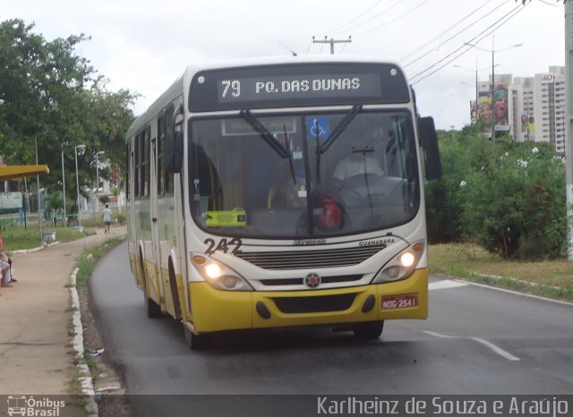 Transportes Guanabara 242 na cidade de Natal, Rio Grande do Norte, Brasil, por Karlheinz de Souza e Araújo. ID da foto: 2559617.