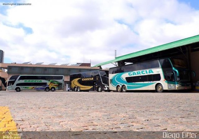 Viação Garcia Garagem da Garcia  na cidade de Curitiba, Paraná, Brasil, por Diego Eifler. ID da foto: 2513456.