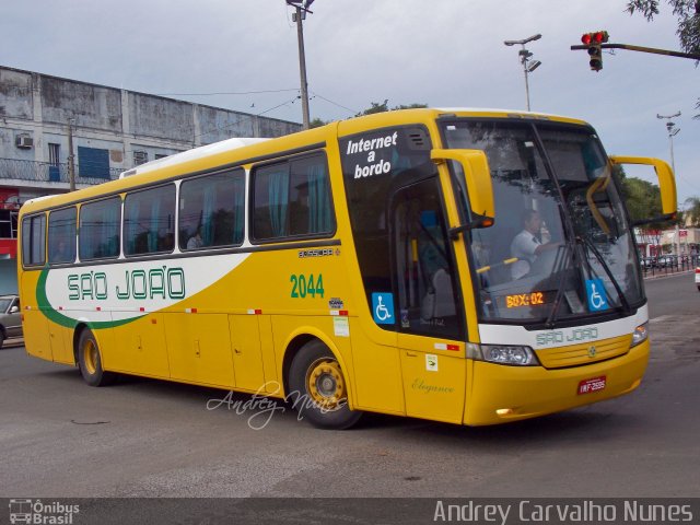 São João - Victor Razzera & Cia. 2044 na cidade de Uruguaiana, Rio Grande do Sul, Brasil, por Andrey Carvalho Nunes. Número da foto: #2515328.