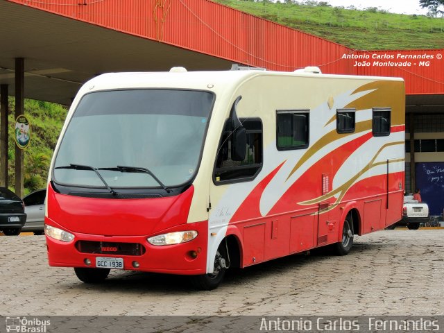 Motorhomes 1938 na cidade de João Monlevade, Minas Gerais, Brasil, por Antonio Carlos Fernandes. ID da foto: 2560671.