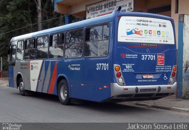 Empresa de Ônibus Pássaro Marron 37.701 na cidade de Santa Isabel, São Paulo, Brasil, por Jackson Sousa Leite. ID da foto: 2562539.