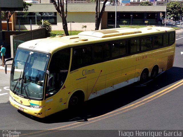 Viação Itapemirim 8017 na cidade de Ribeirão Preto, São Paulo, Brasil, por Tiago Henrique Garcia dos Santos. ID da foto: 2516769.