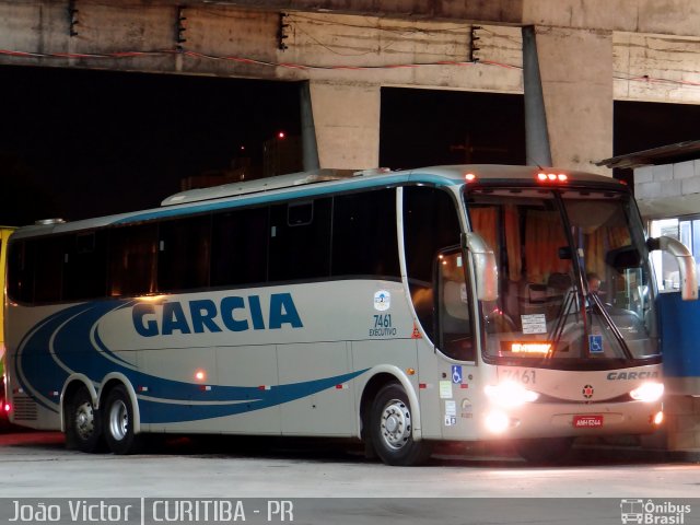 Viação Garcia 7461 na cidade de Curitiba, Paraná, Brasil, por João Victor. ID da foto: 2519393.