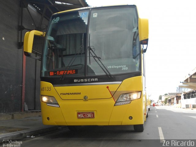 Viação Itapemirim 48135 na cidade de Rio de Janeiro, Rio de Janeiro, Brasil, por Zé Ricardo Reis. Número da foto: #2525729.