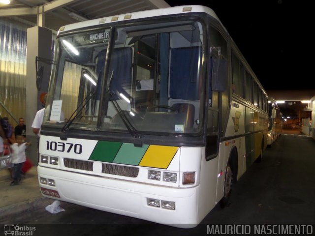 Empresa Gontijo de Transportes 10370 na cidade de Belo Horizonte, Minas Gerais, Brasil, por Maurício Nascimento. Número da foto: #2526106.