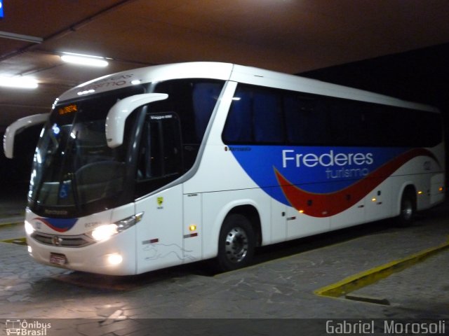 Expresso Frederes > Frederes Turismo 132 na cidade de Pelotas, Rio Grande do Sul, Brasil, por Gabriel  Morosoli. Número da foto: #2566015.