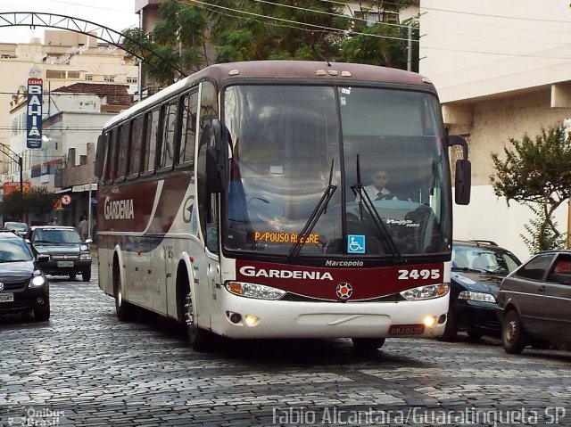 Expresso Gardenia 2495 na cidade de São Lourenço, Minas Gerais, Brasil, por Fabio Alcantara. Número da foto: #2583036.