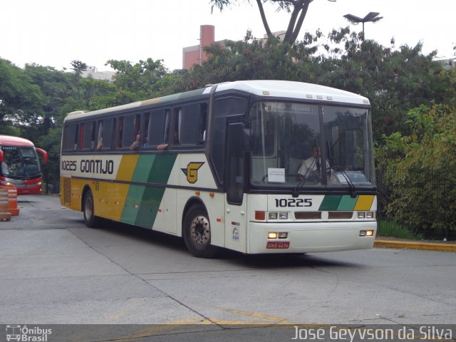 Empresa Gontijo de Transportes 10225 na cidade de São Paulo, São Paulo, Brasil, por José Geyvson da Silva. ID da foto: 2585227.