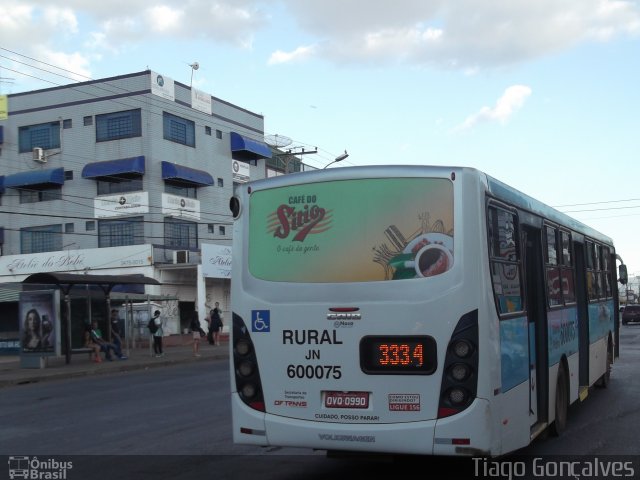 Sistema Complementar Rural 600075 na cidade de Taguatinga, Distrito Federal, Brasil, por Tiago Gonçalves. Número da foto: #2587903.