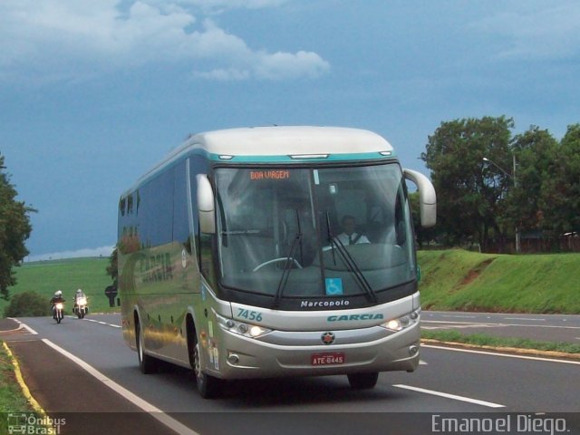 Viação Garcia 7456 na cidade de Apucarana, Paraná, Brasil, por Emanoel Diego.. Número da foto: #2587934.
