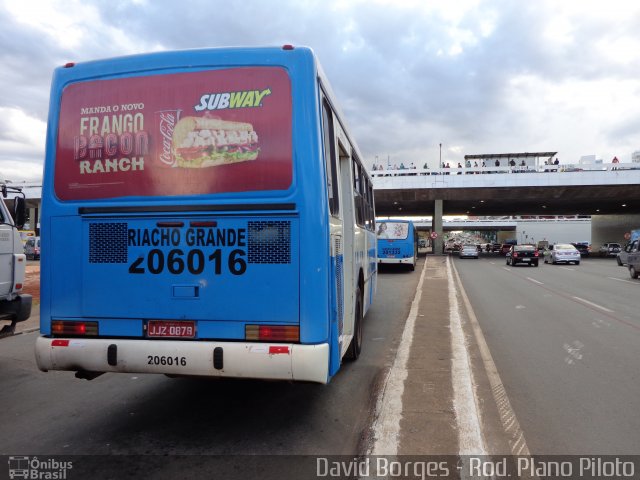 Expresso Riacho Grande 206016 na cidade de Brasília, Distrito Federal, Brasil, por David Borges. Número da foto: #2591867.