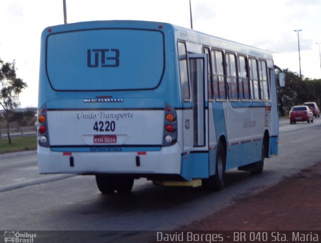 UTB - União Transporte Brasília 4220 na cidade de Santa Maria, Distrito Federal, Brasil, por David Borges. Número da foto: #2593819.