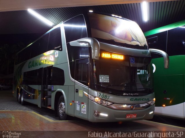 Viação Garcia 7087 na cidade de Guaratinguetá, São Paulo, Brasil, por Fabio Alcantara. Número da foto: #2566221.